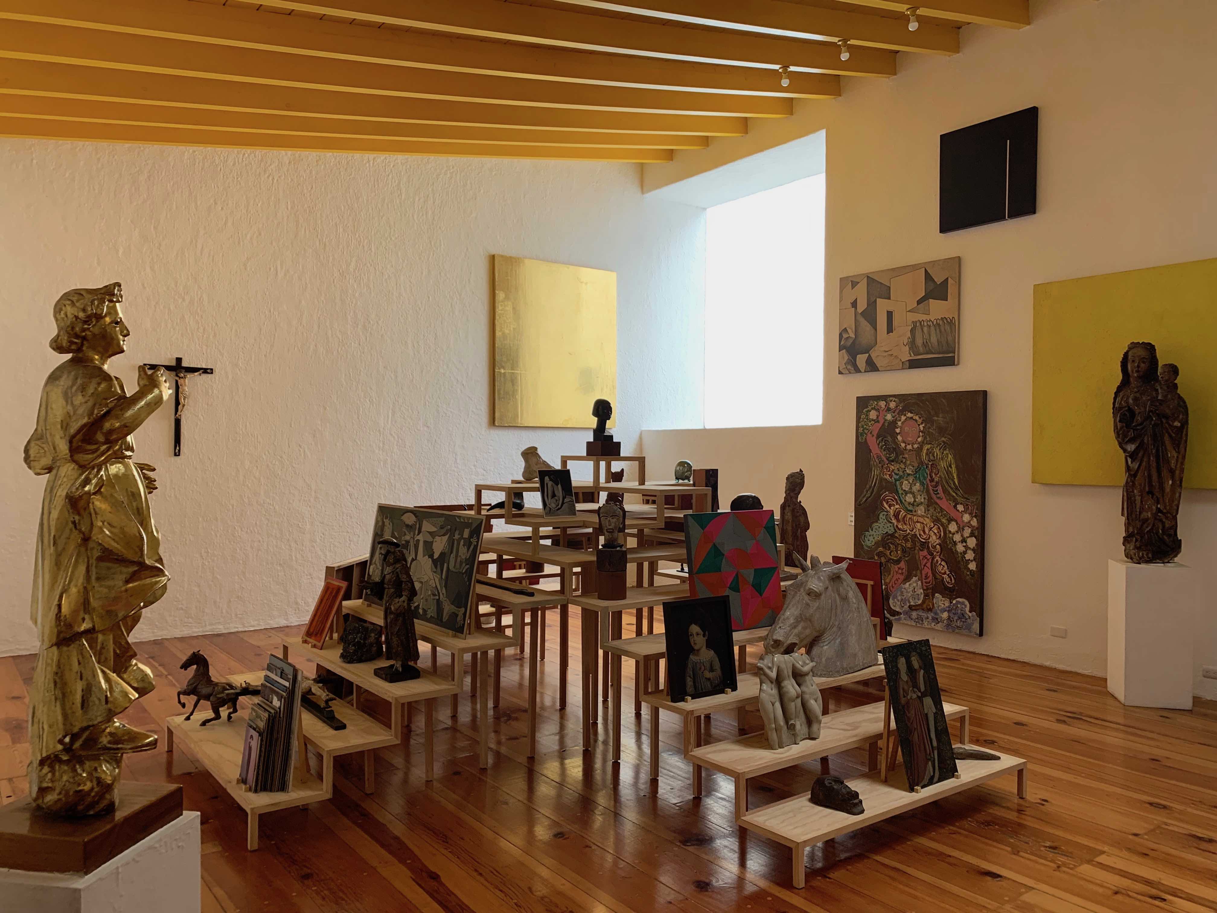 
Emissaries for Things Abandoned by Gods, installation view, Estancia FEMSA - Casa Luis Barragán, Mexico City, 2019. Photo: Fabiola Talavera