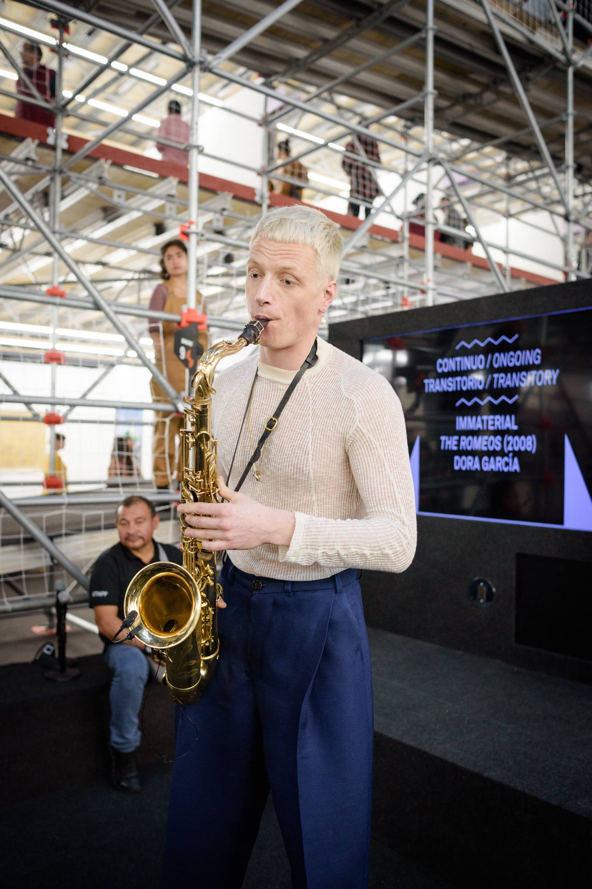 Performance by Bendij GIske at Material Art Fair, Vol.6. Photo: PJ Rountree. Courtesy of Material Art Fair, Mexico City