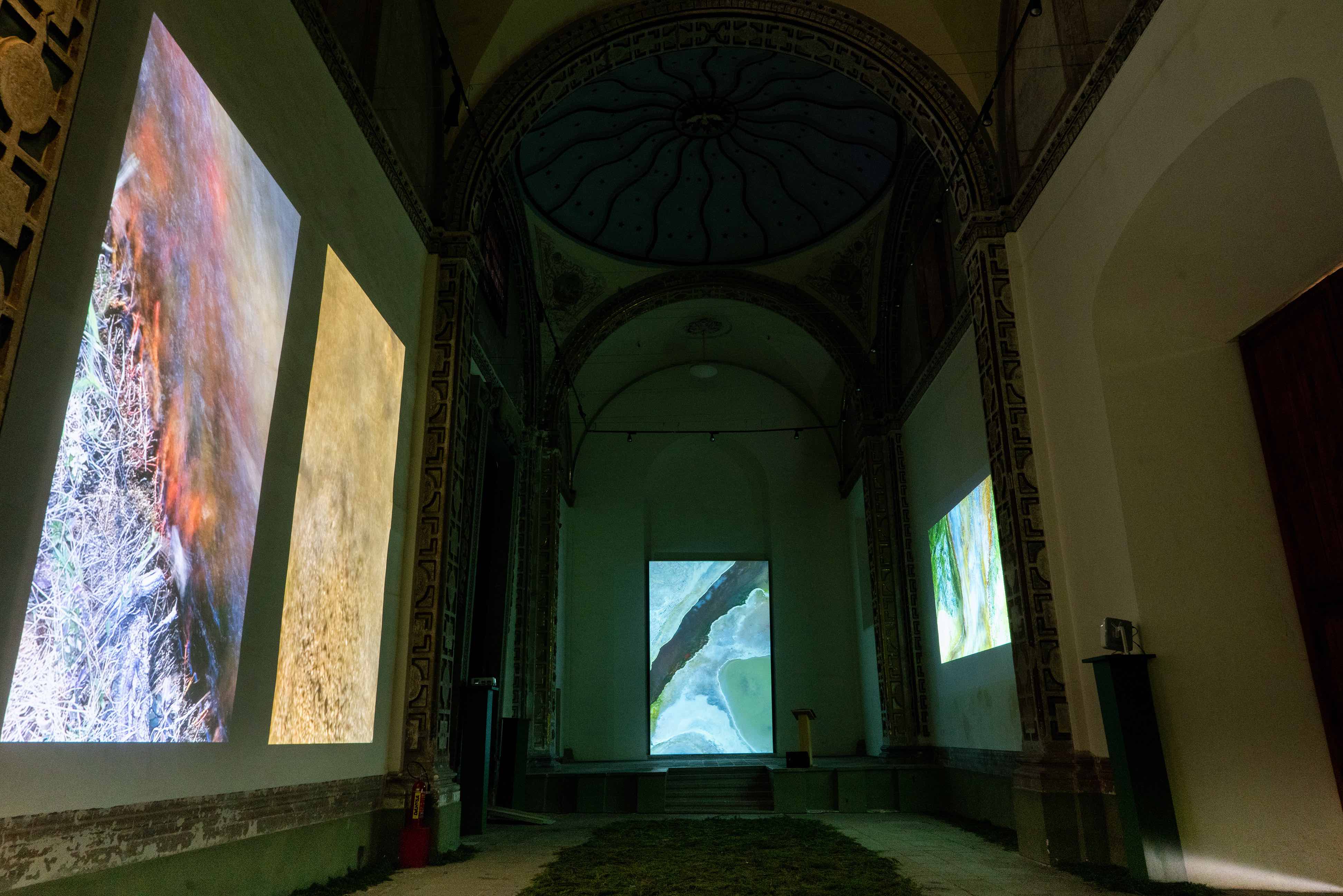 Israel Martínez in collaboration with Elisa Schmelkes, No Coro and Diego Martínez (Suplex Estudio), 'Flujo' in 'Escuchar es voluntad', Ex Teresa Arte Actual, Mexico City, 2020. Courtesy of the artist. Photo: Erik Mares.