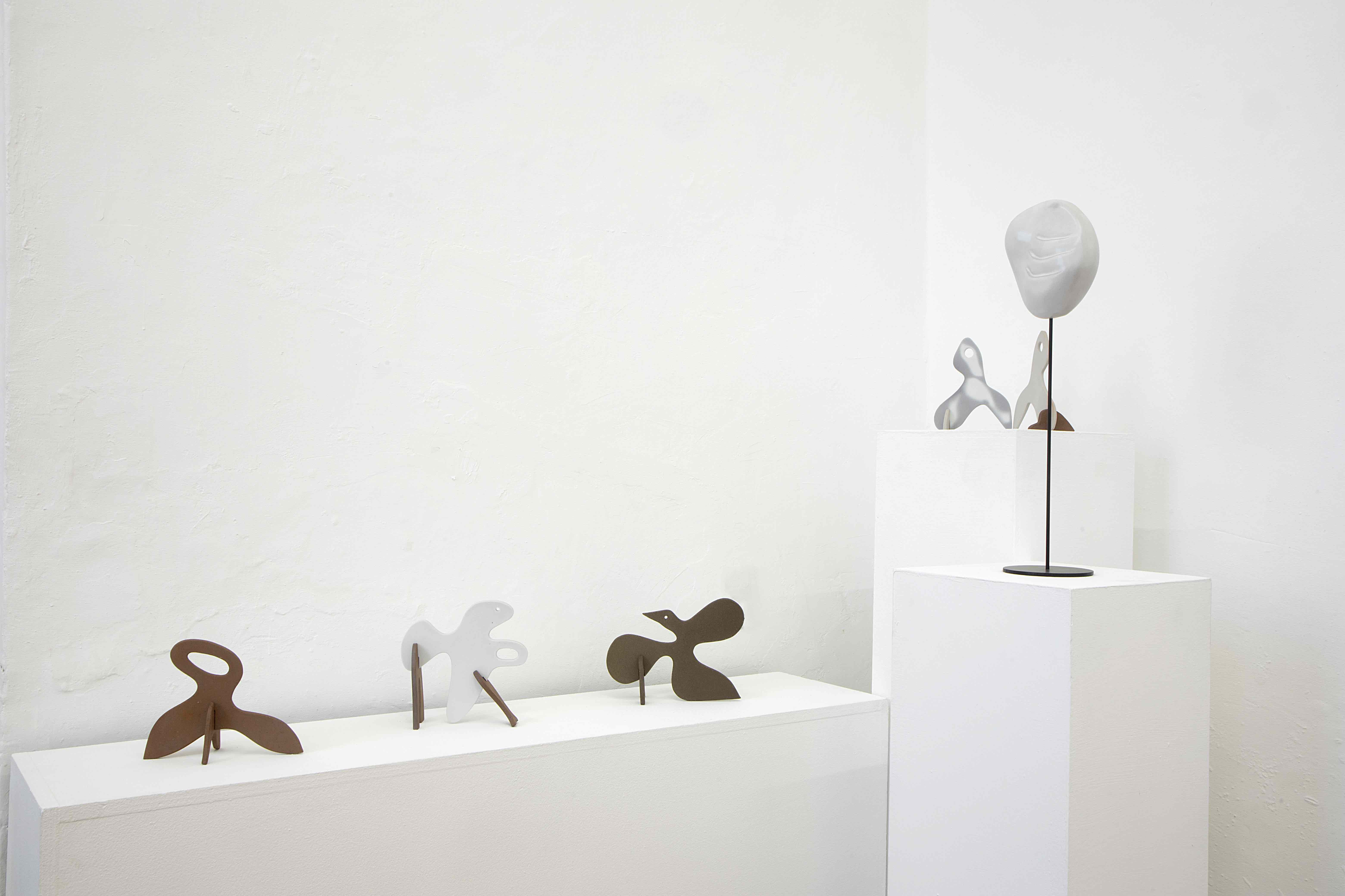 Vista de la exposición Jardín, Natalia Ramos, guadalajara90210, 2021. Cortesía de la artista