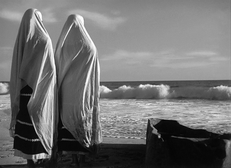 Enterrar los pies en el paisaje