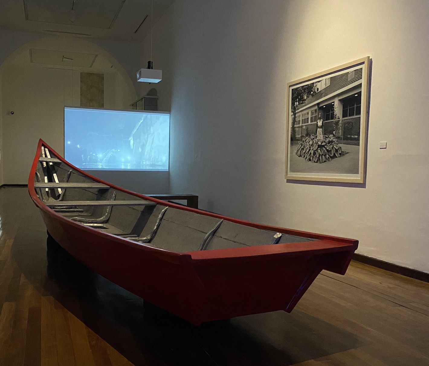 Vista de Enterrar los pies en el paisaje en Museo Cabañas, 2021
