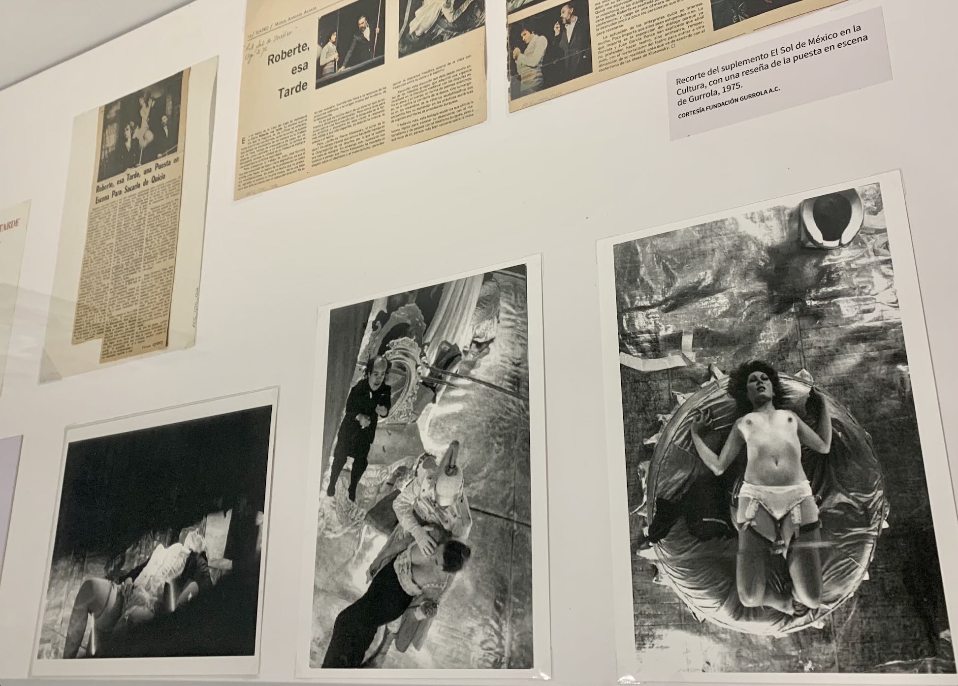 Installation view of « Juan José Gurrola. Todo está perdido », Museo de Arte Carrillo Gil. Photo: Fabiola Talavera