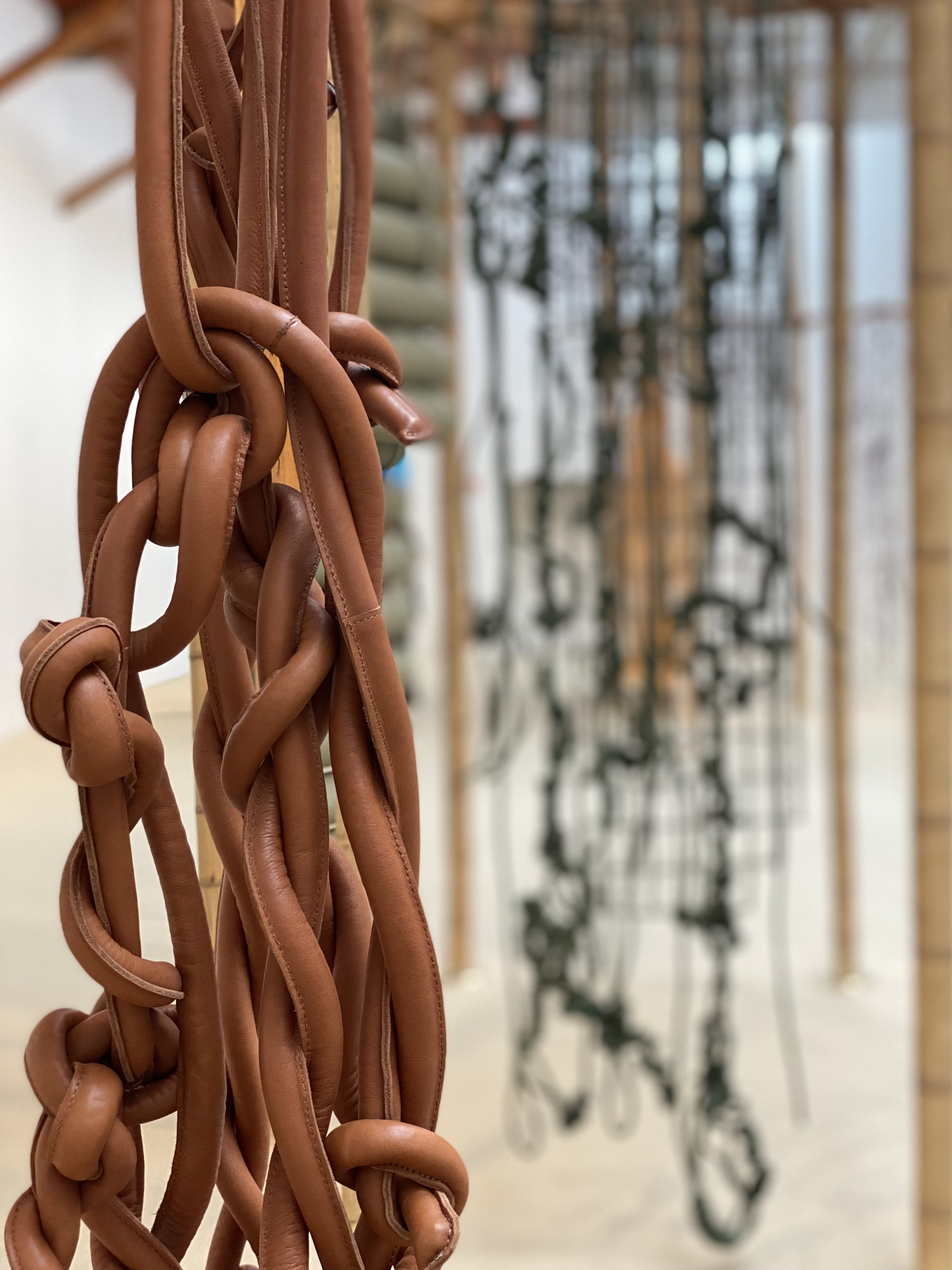 Leonor Antunes, « the homemaker and her domain, part III », kurimanzutto, 2022. Foto: Onda MX