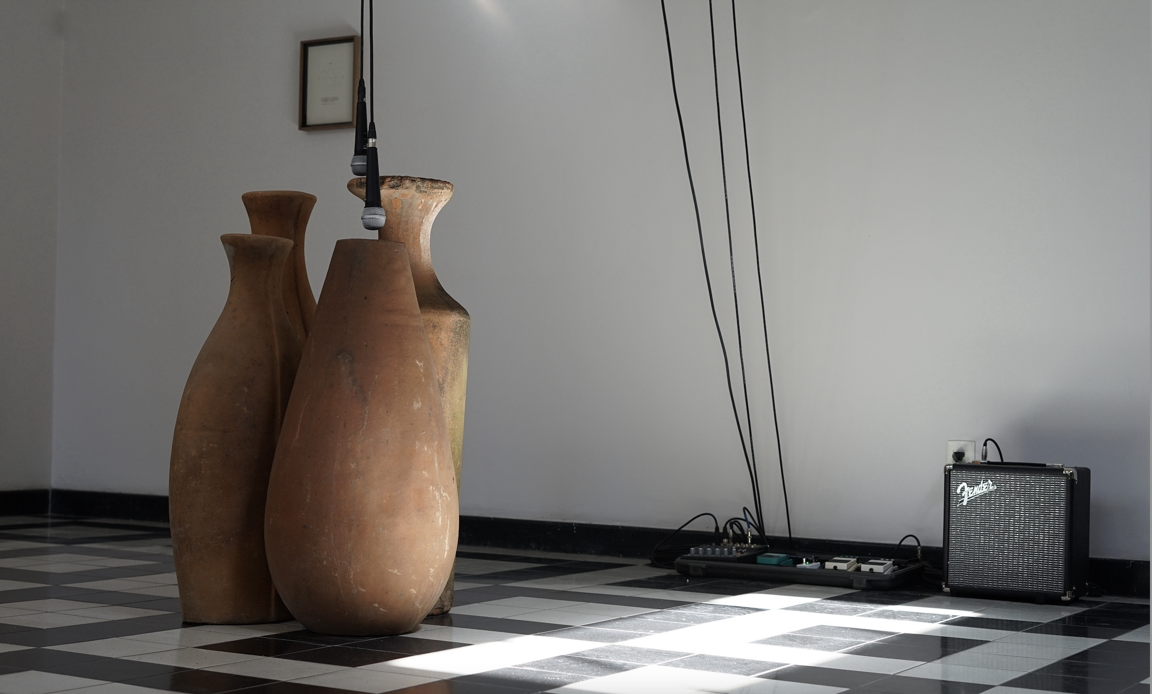 Exhibition view, Ana Paula Santana, ‘Respirar es oír adentro’, Proyecto Arte, Guadalajara, 2023. Courtesy of the artist