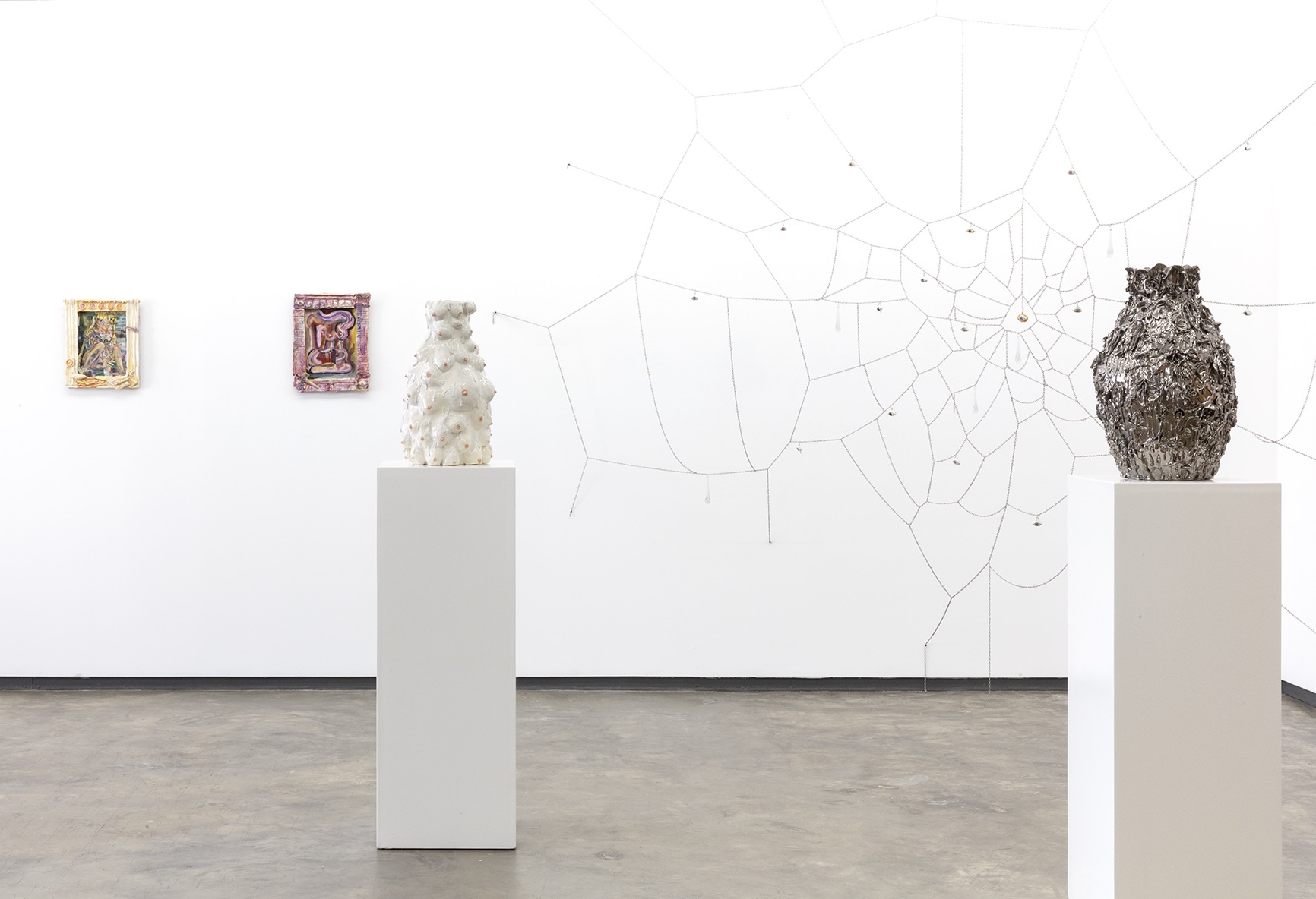 Exhibition view, Alejandro García Contreras, ‘Vibrations of an Imperfect Cosmic Web’. Courtesy of Saenger Galería. Photograph: Enrique Macías Martínez