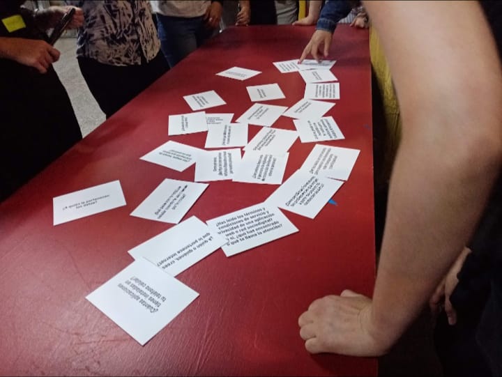Graphic and multimedia experimentation workshop to tell our story