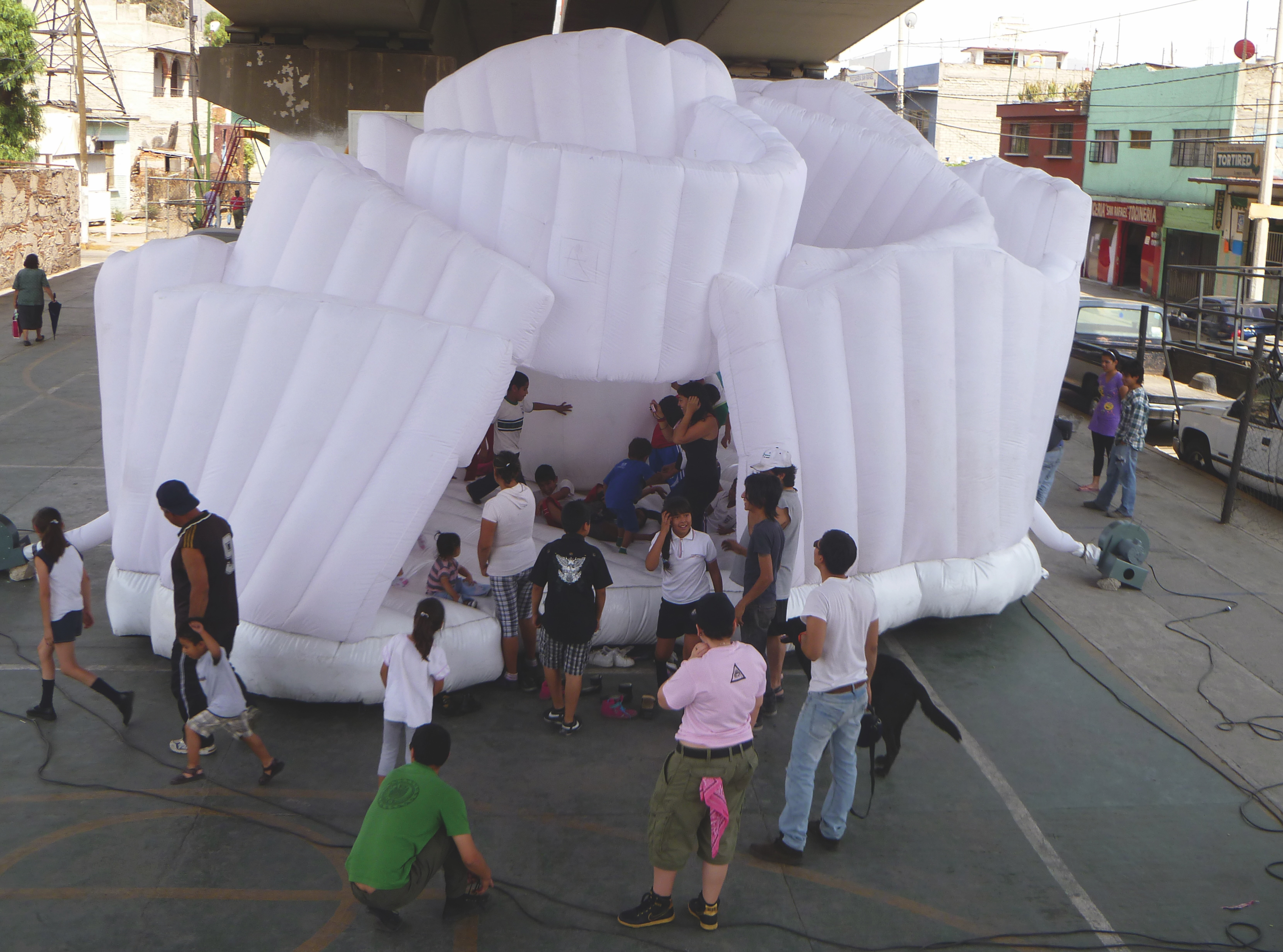 The unfolding cube (or how space becomes social)