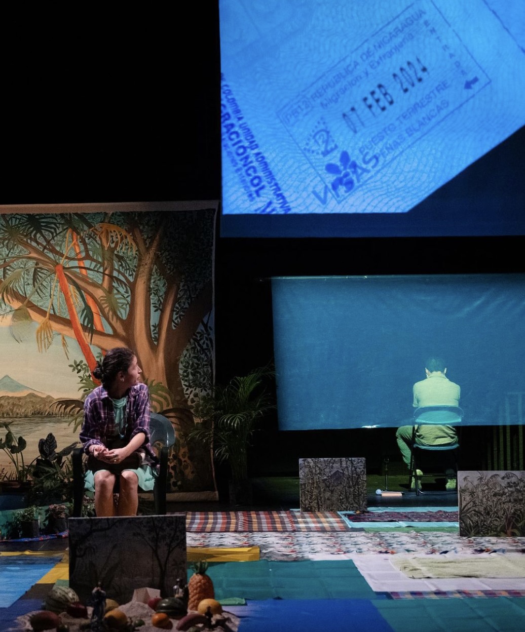 Lagartijas tiradas al sol, view of 'Centroamérica' presented at the Théâtre Joliette, Marseille, France, October 2024. Photo: Ulises Ávila