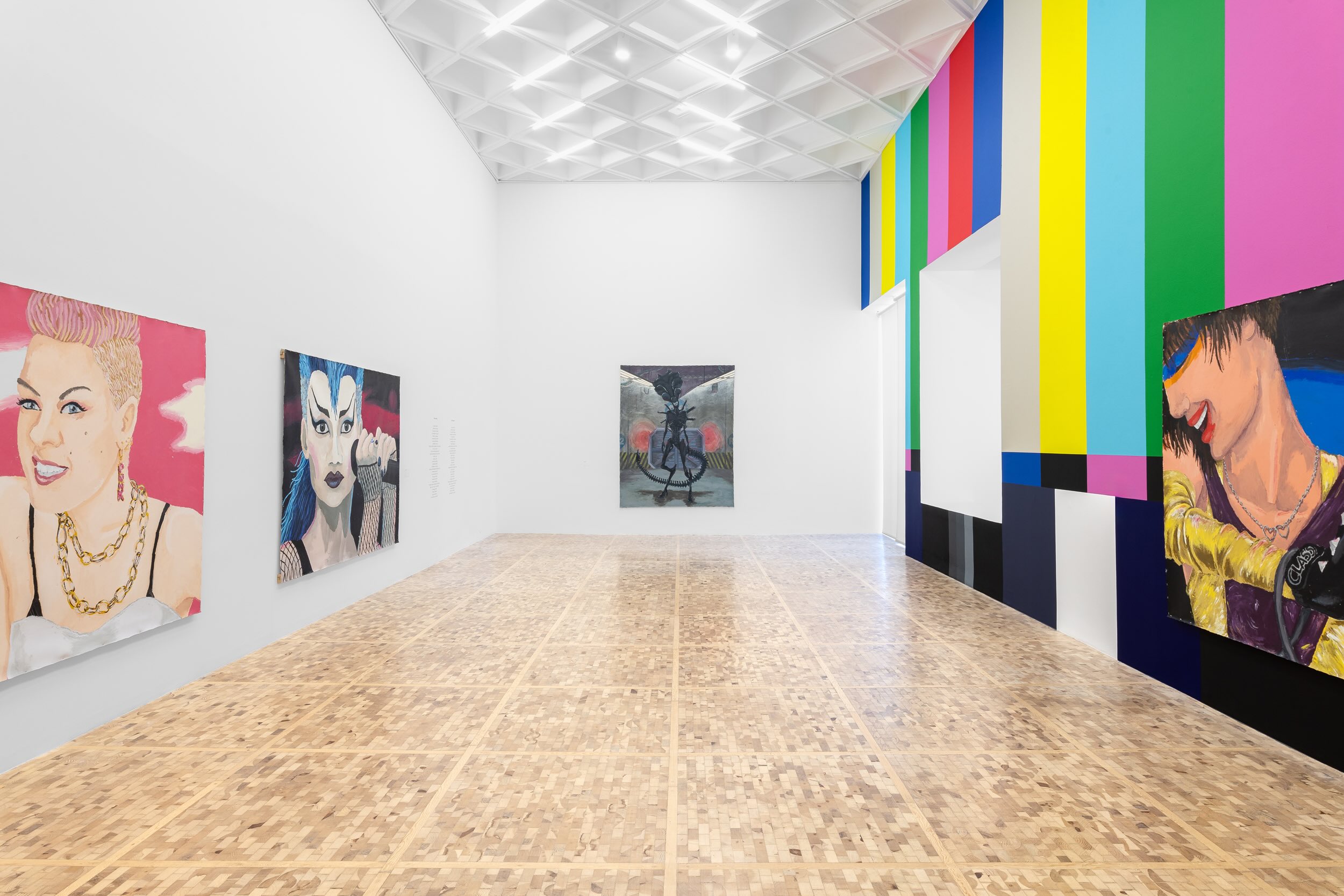 Laberinto / Bola-disco. Sobre “Alien Queen/Paraíso Extraño” de Manuela Solano en el Museo Tamayo
