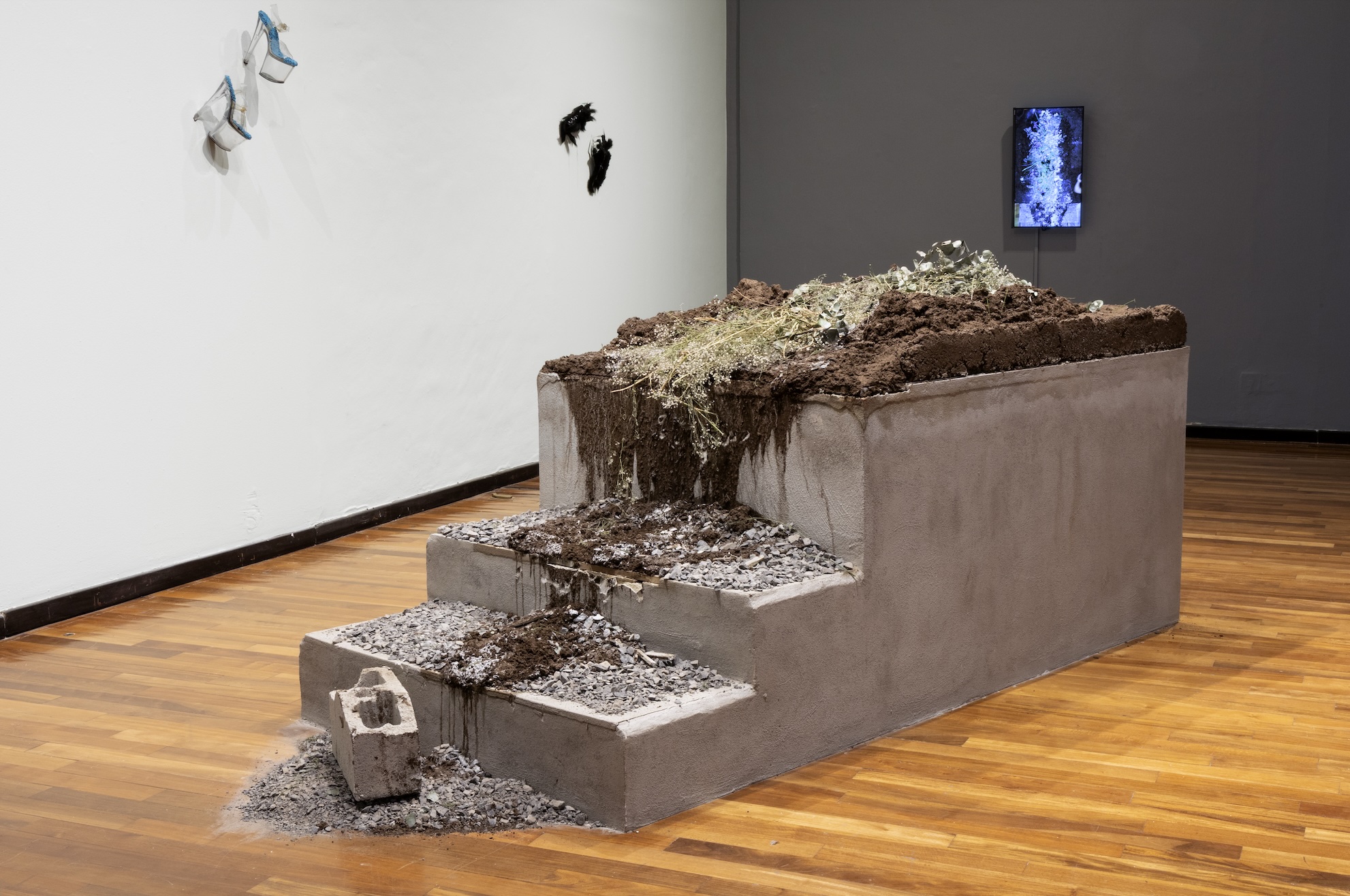 “Deseos diferentes”, vista de la exposición. Cortesía de las artistas y del Museo Cabañas. Fotografía: Ana Quiñones.
