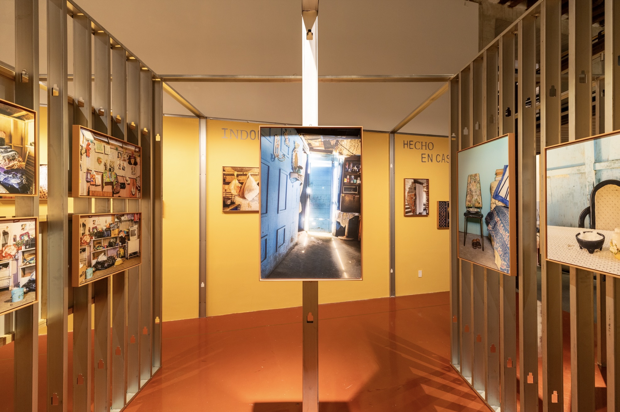 There are many ways to name a city. On Ingrid Hernández at the Centro de la Imagen